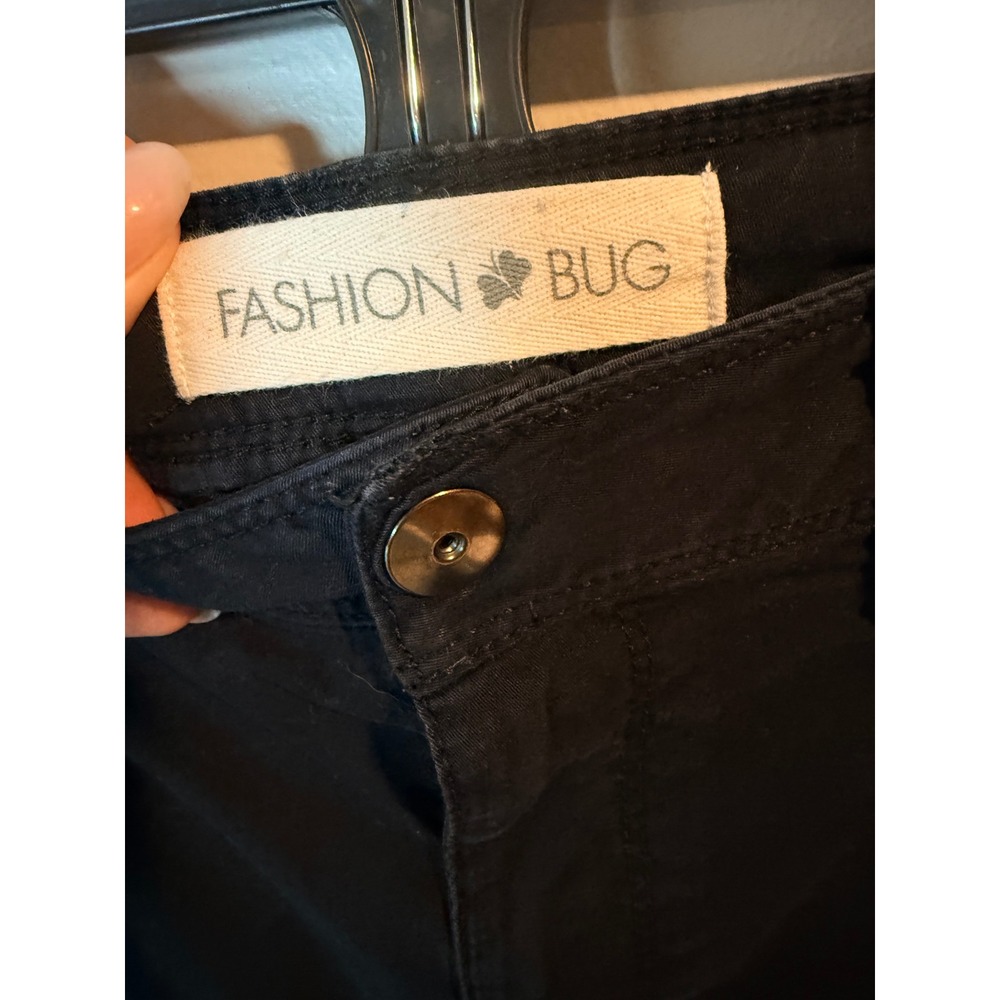 Fashion Bug Womens Black Cargo Capri Pants Size 12 Adjustable Toggle Hem Utility - Picture 3 of 10